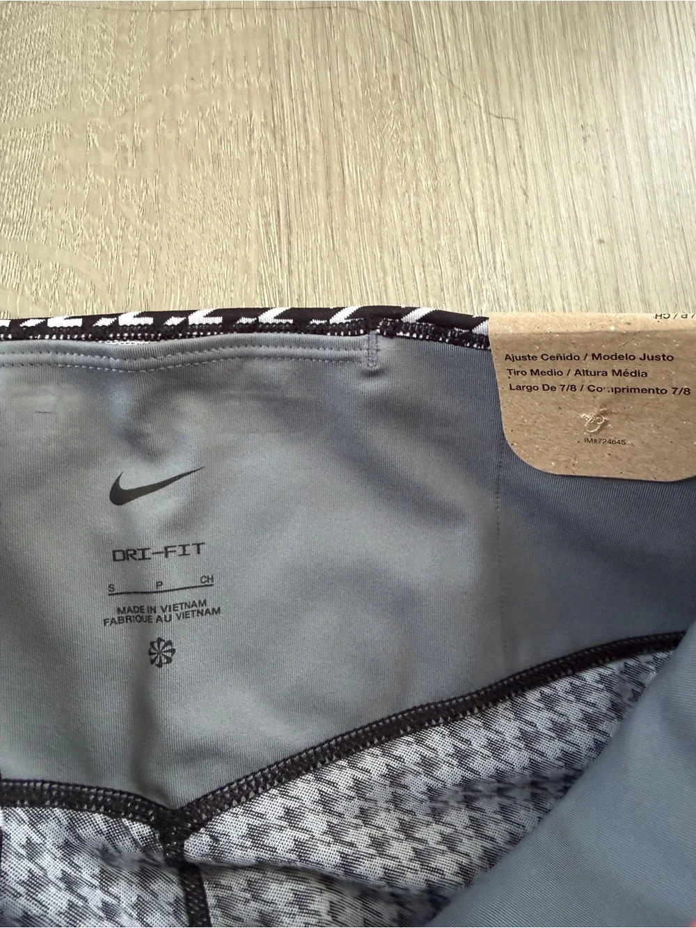 Womens Nike Dri-Fit One Icon Clash Mid Rise 7/8 Leggings DD4563-100 Small NWT
